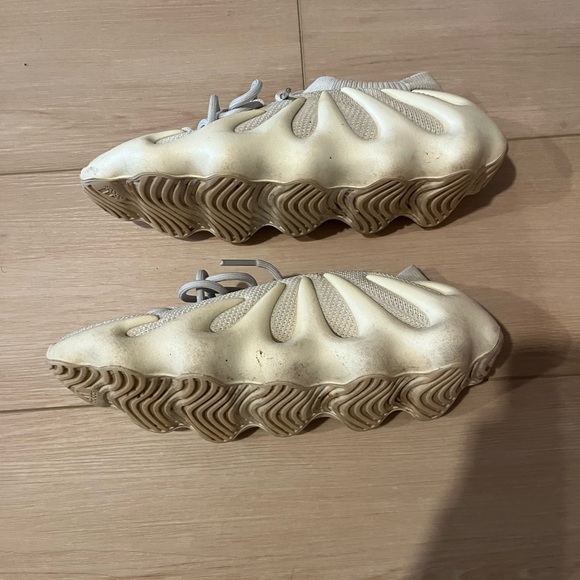 Yeezy 450 - Picture 3 of 6